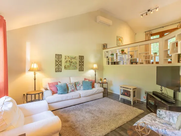 130 Alpine Dr, Bigfork, MT 59911