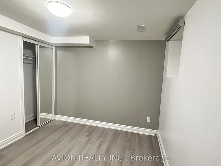 70 Barnes Dr #BASEMENT — Photo 3