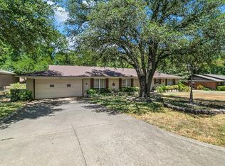107 Carpenter Loop, Bonham, TX 75418