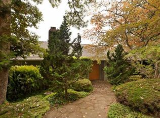 2094 Summit Dr, Lake Oswego, OR 97034