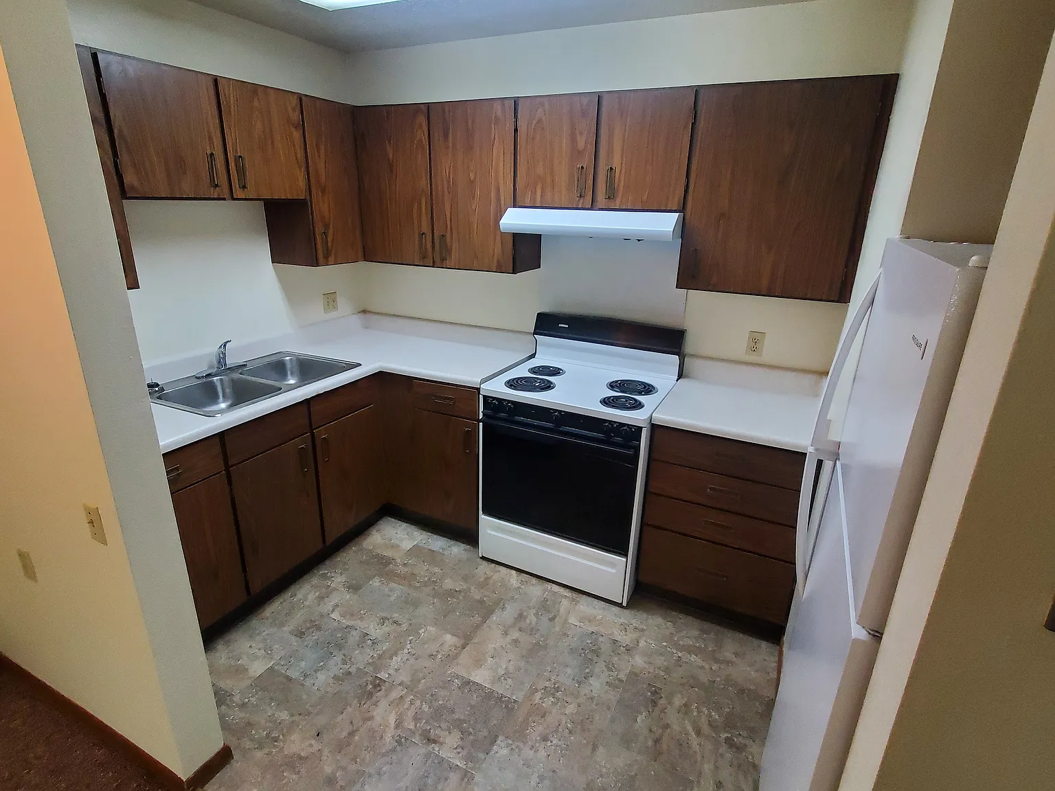 Winneshiek Apartments — Photo 3