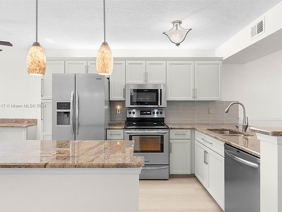 5th image of 6620 Coral Lake Dr #208