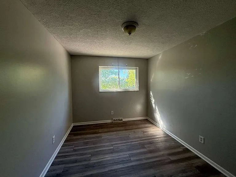 797 Babbitt Rd #20 — Photo 17