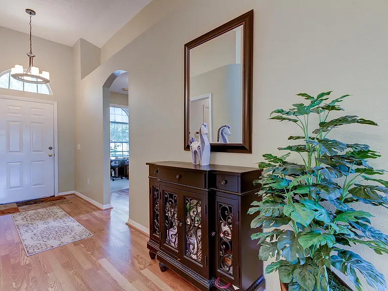 8604 Fawn Creek Dr — Photo 2