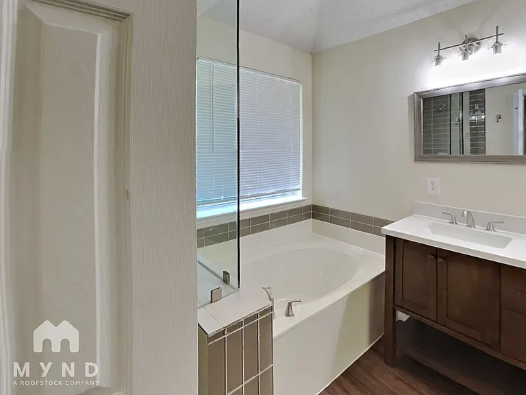 2616 Belmont Ct — Photo 14