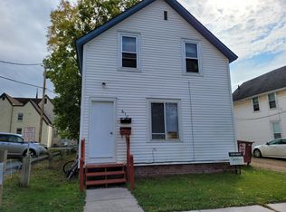 610 1/2 9th Ave E, Menomonie, WI 54751