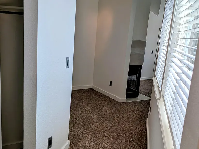 6001 S Yosemite St #B204 — Photo 4