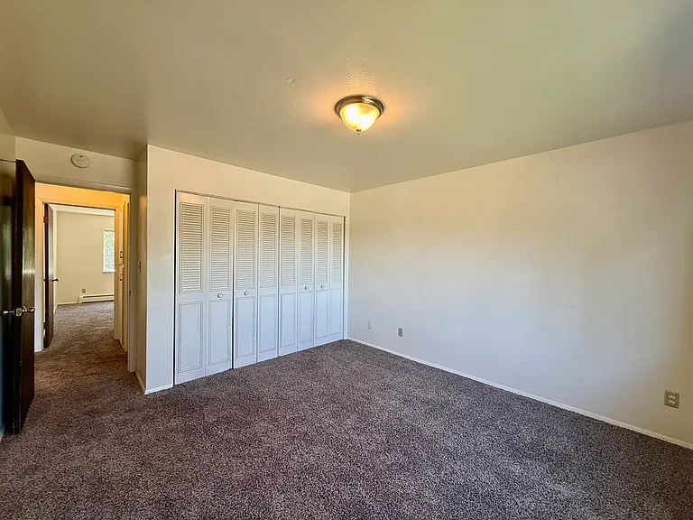 1720 Azalea Ct #7 — Photo 11