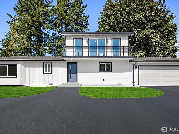5th image of 22841 32nd Avenue W