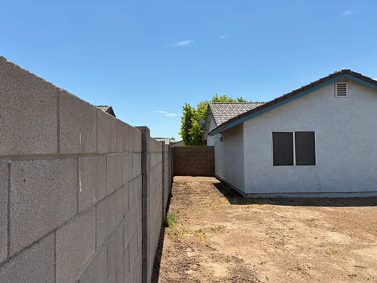 8208 W Columbine Dr — Photo 33