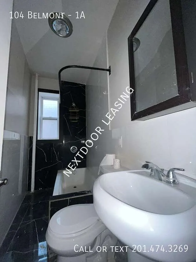 104 Belmont — Photo 3