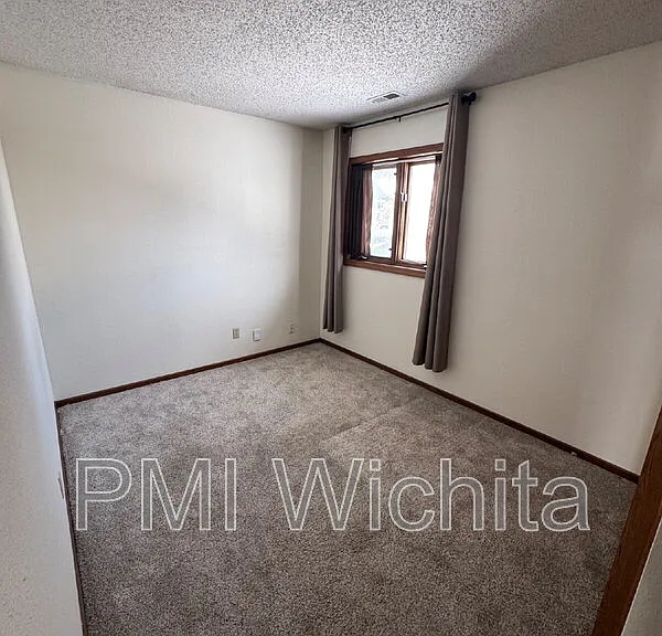 235 S Willo Esque Ct — Photo 7