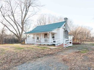 431 Barnett Rd, Greer, SC 29651