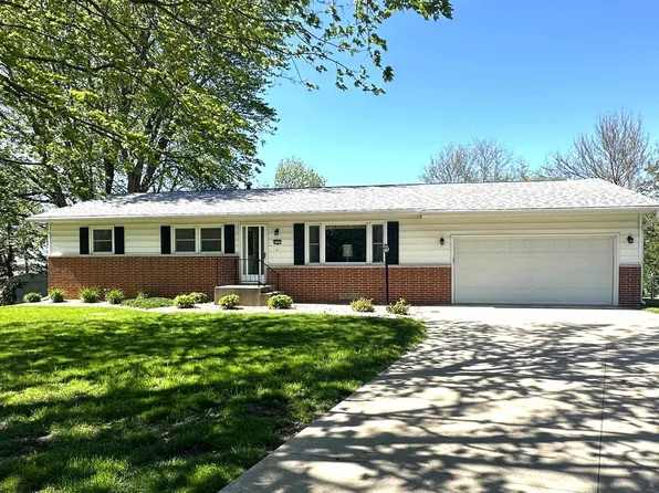 4367 Westport Cir, Galesburg, IL 61401