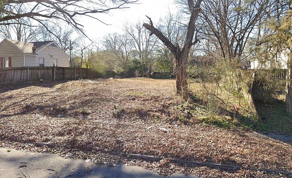 1st image of 1233 Leawood St #16
