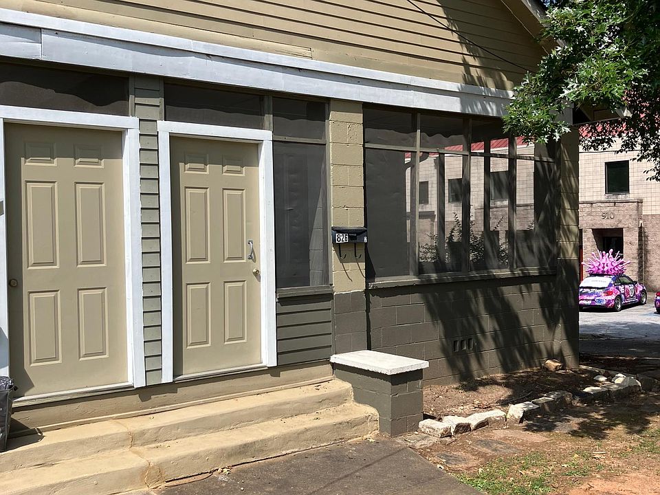 Right Hand Front Porch Entrance