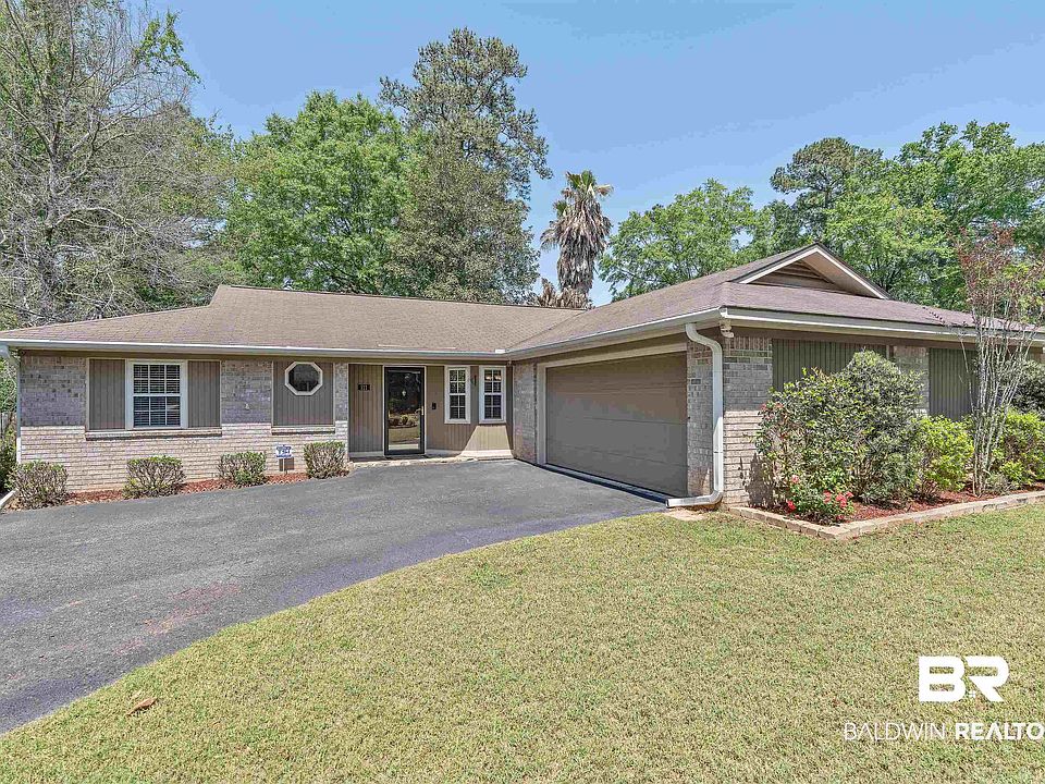 1st image of 111 Dunbar Loop