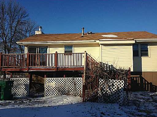 2nd image of 615 4th St
