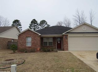 5617 Trammel Estates Dr, North Little Rock, AR 72117
