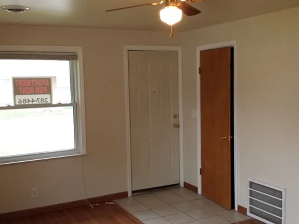 G5171 Fenton Rd APT 6, Flint, MI 48507