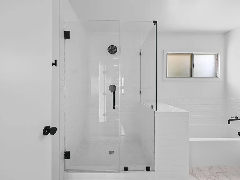 4138 Perlita Ave #1B — Photo 10
