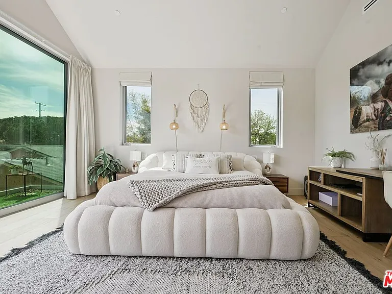 1310 Preston Way — Photo 11