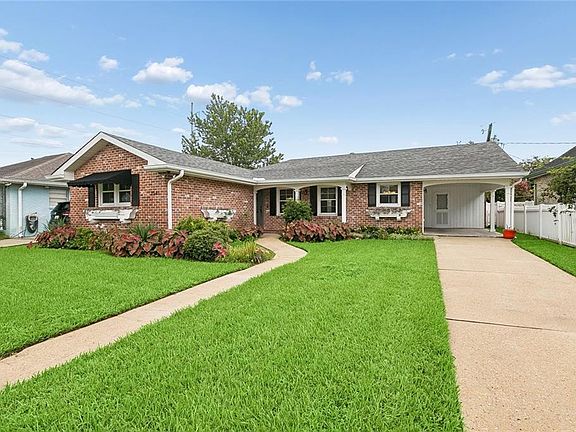 3rd image of 3541 Ridgeway Dr