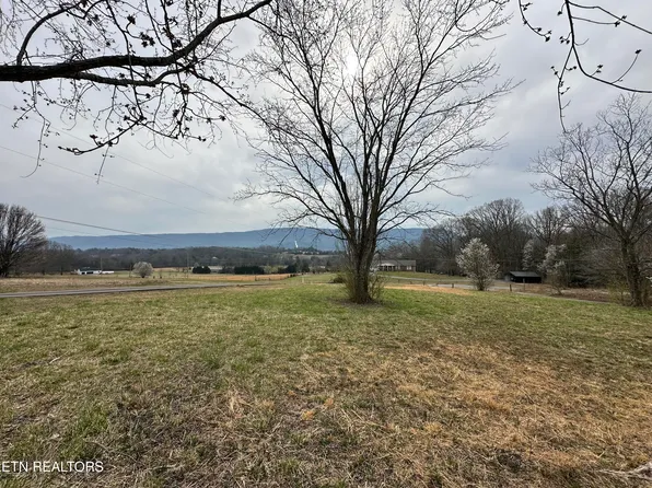 538 County Road 804, Etowah, TN 37331