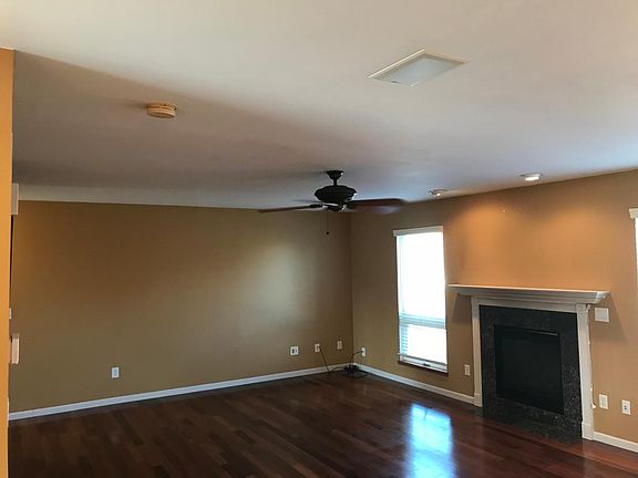 Main level living room