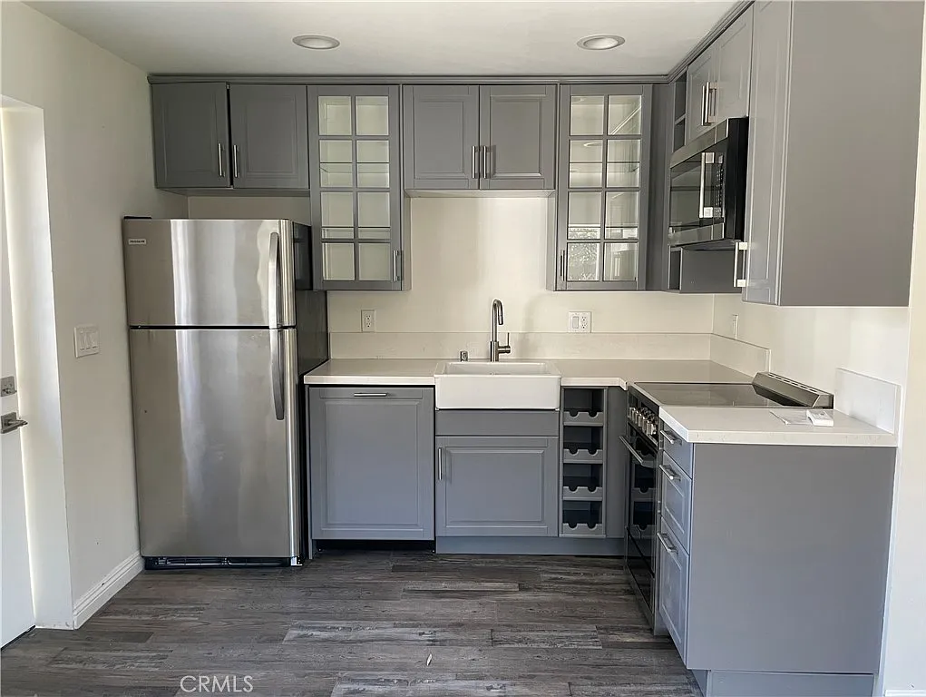 1 bed, 517 sqft, $2,150 — Photo 3