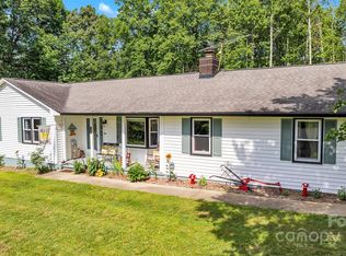 587 Dysartsville Rd, Nebo, NC 28761