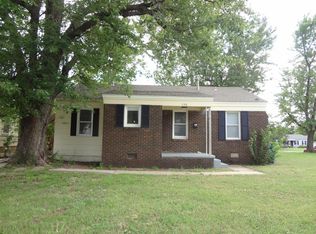 136 W Lilac Ln, Midwest City, OK 73110