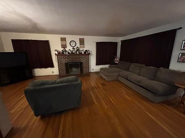 100 W Osage Ave, Hartford, KS 66854