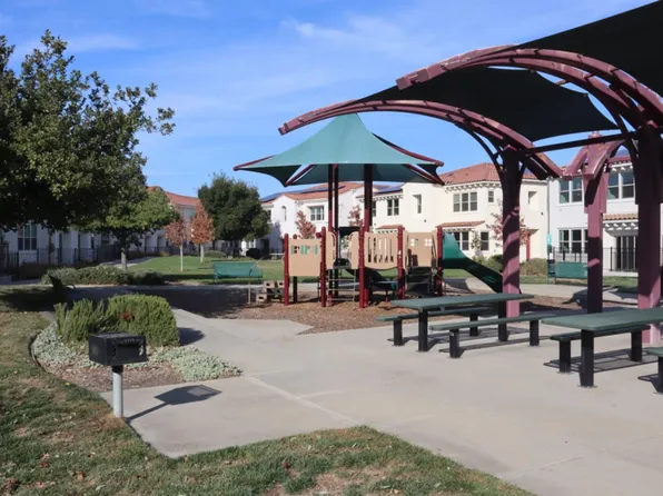 5301 E Commerce Way Unit 5102, Sacramento, CA 95835