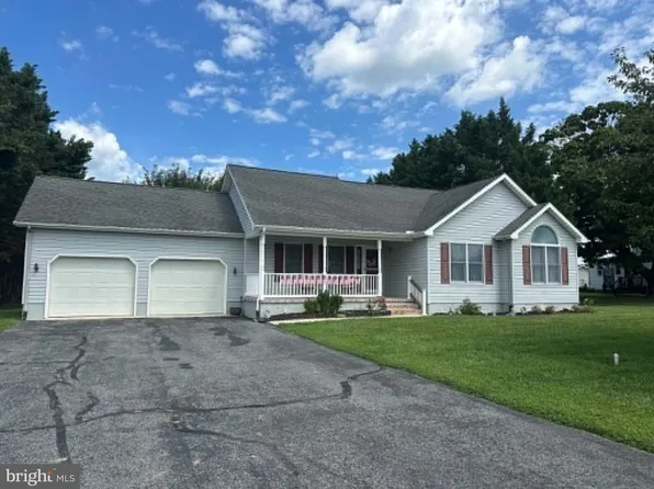 48 Attix Dr, Dover, DE 19904