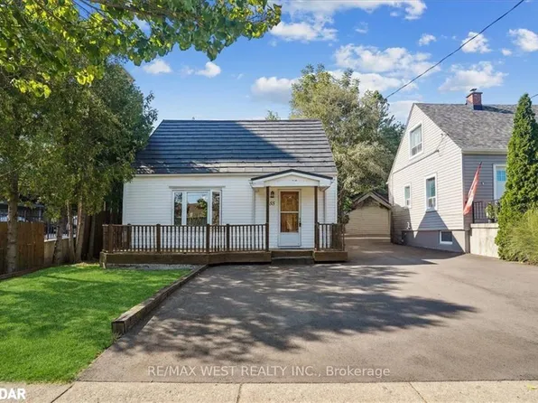 55 Stewart St, Oakville, ON L6K 1X6