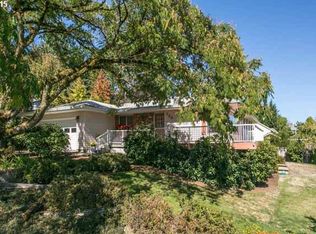 720 SW 7th St, Dundee, OR 97115