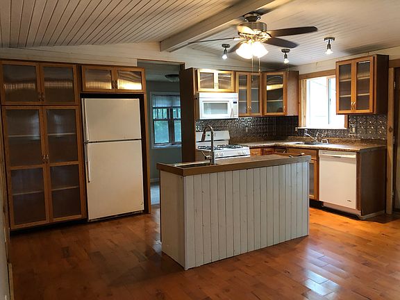 5th image of 3842 Tuxhorn Rd