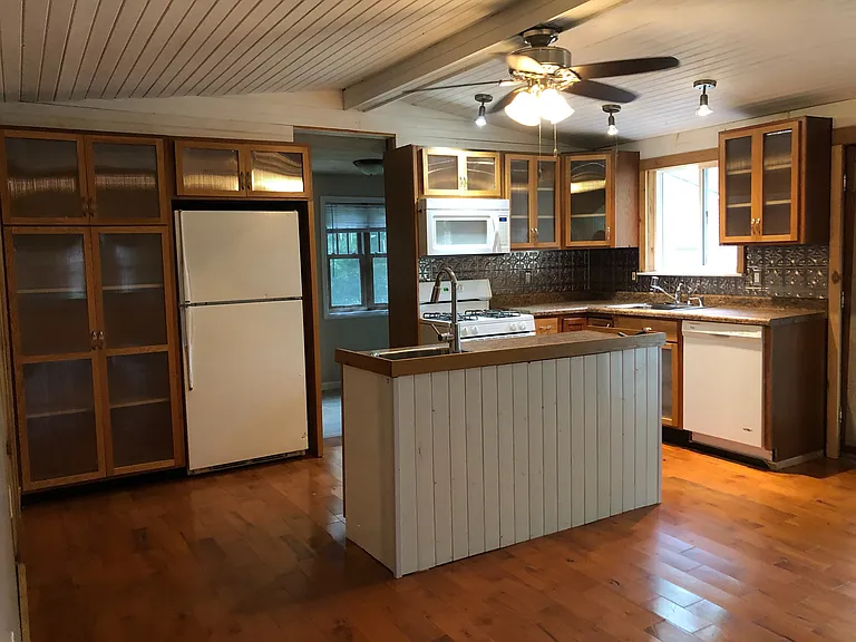 3842 Tuxhorn Rd — Photo 5