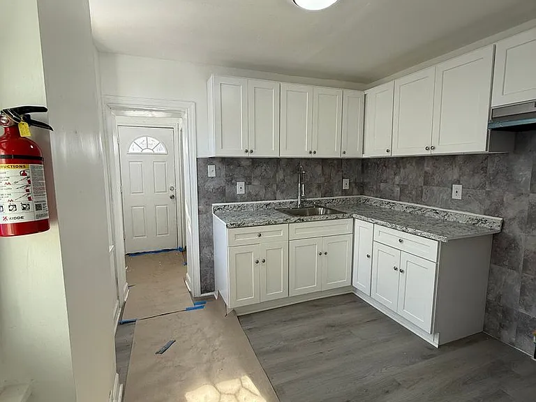 538 Bailey St — Photo 11