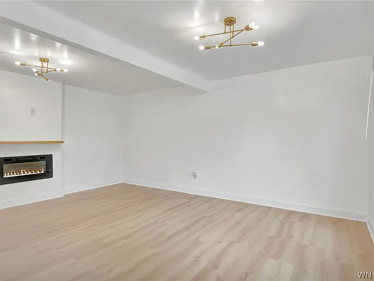 1 Apollo Dr — Photo 4