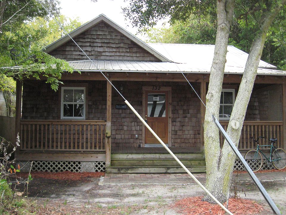 2nd image of 132 Twine St