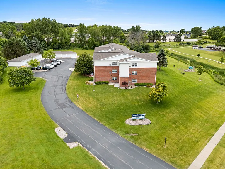 Mayville Heights Apartments is a convenient 55+ senior living community with HEAT AND WATER INCLU... — Photo 41