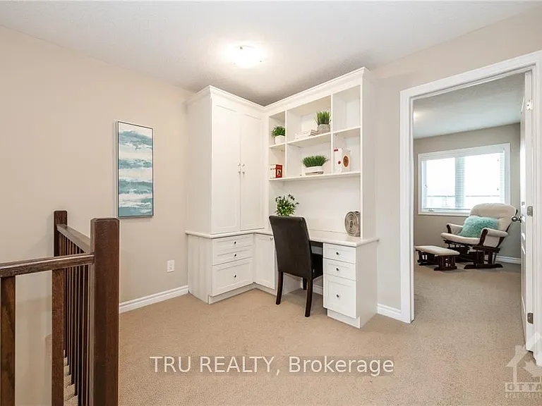 347 Ardmore St — Photo 15
