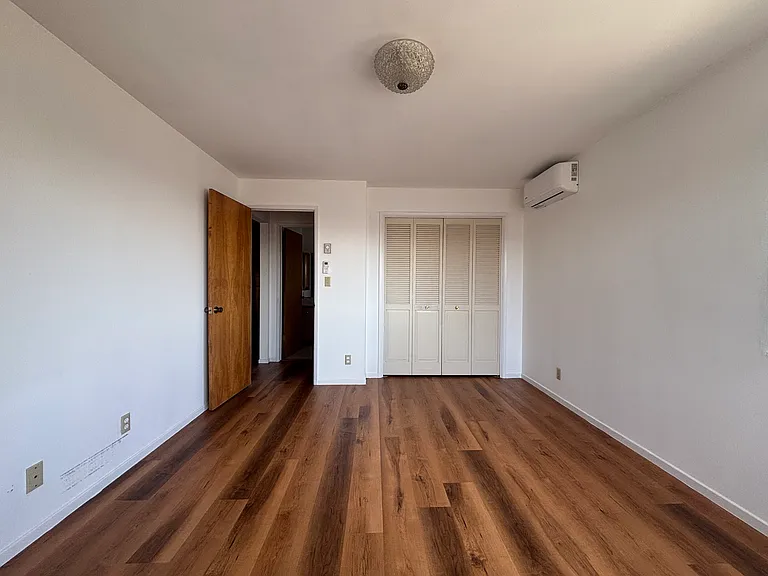 603 Kingsford St — Photo 10