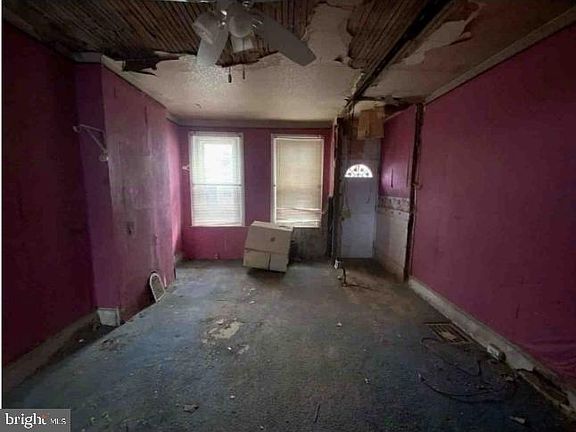 4th image of 2608 Tulip St