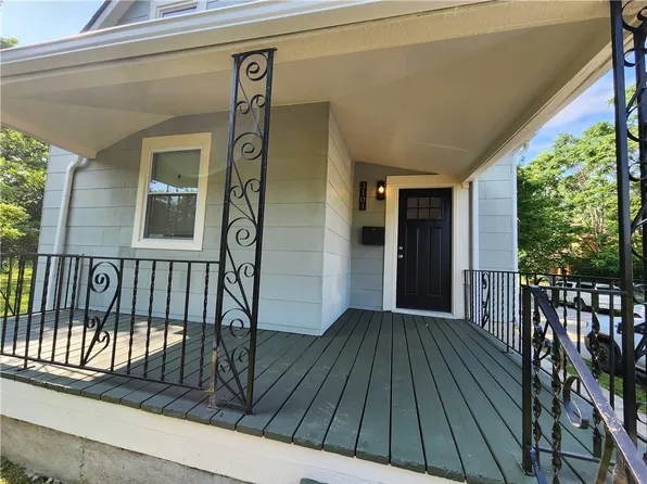 3101 E 23rd St, Kansas City, MO 64127