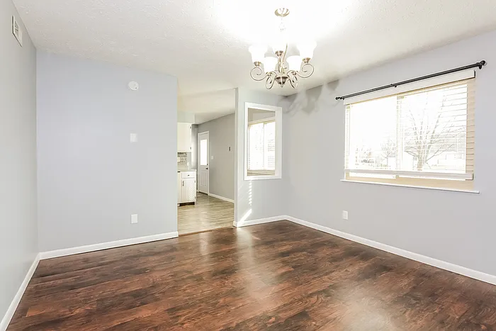 1233 Plymouth Rock Way — Photo 4