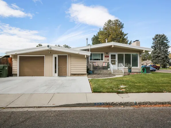 309 SW 12th St, Ontario, OR 97914