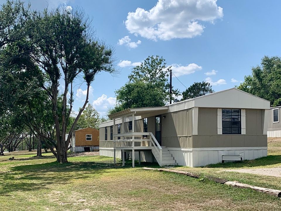 1st image of 101 Brandis Ln S